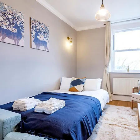 Large 1 Bedroom In Center Of London 3 Exterior photo