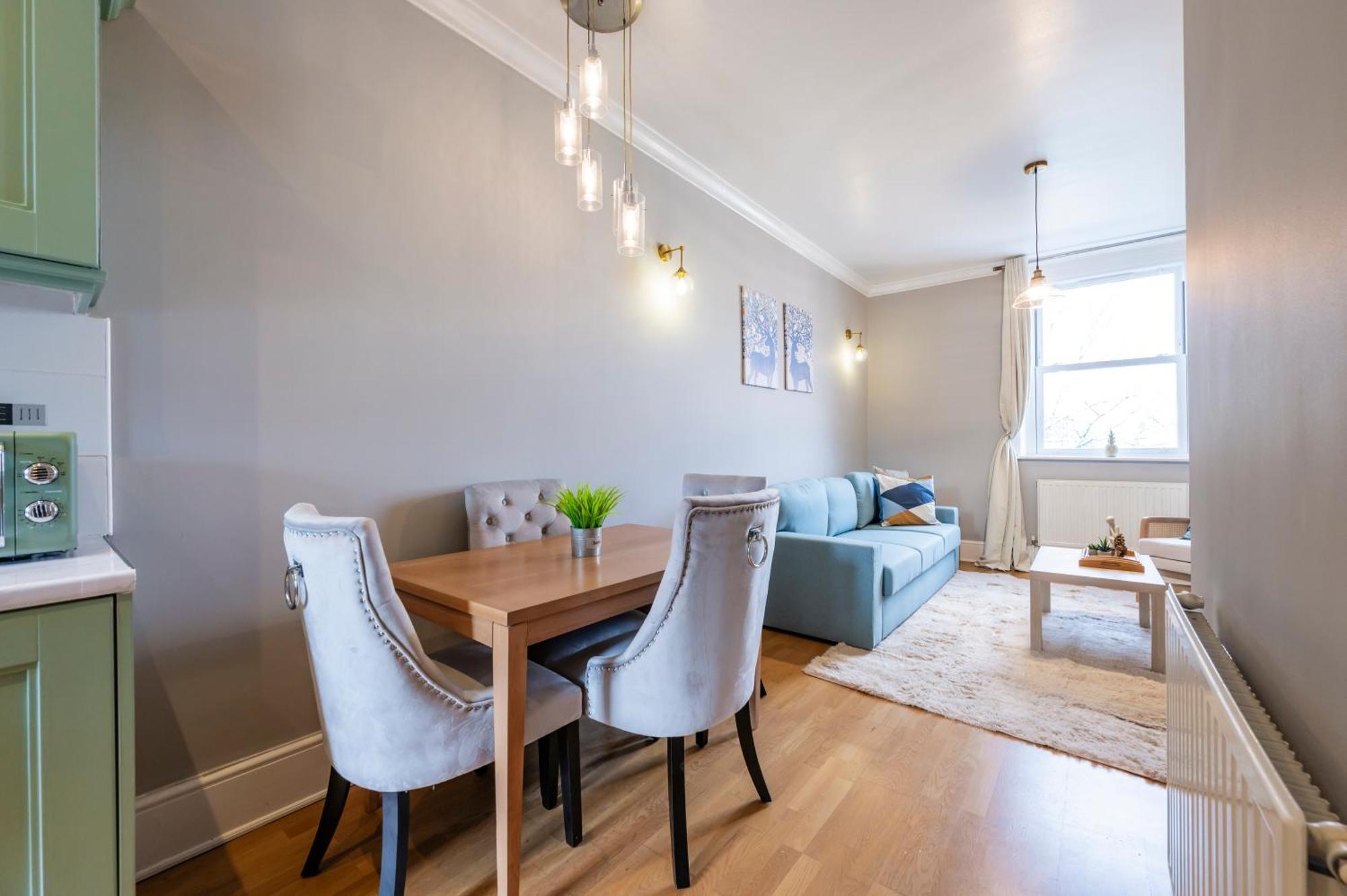 Appartamento Large 1 Bedroom In Center Of 3 Londra
