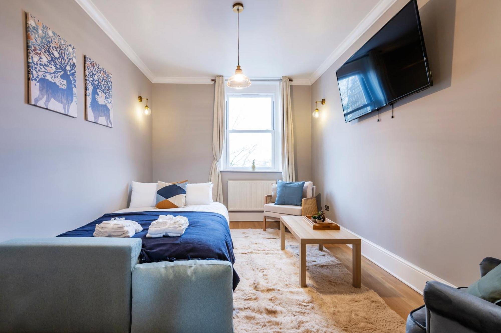 Appartamento Large 1 Bedroom In Center Of 3 *