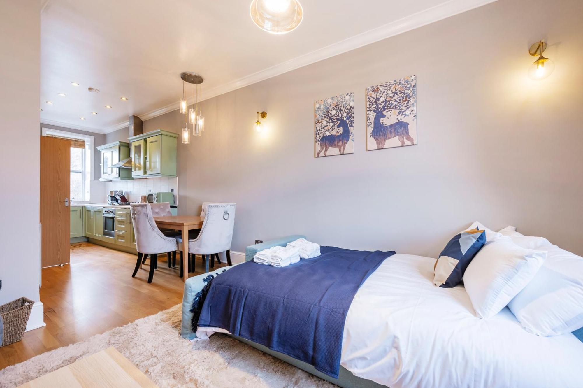 Appartamento Large 1 Bedroom In Center Of 3 *